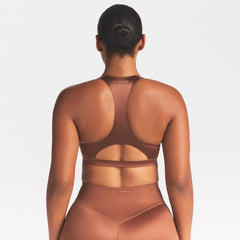 NikeSKIMS SATIN SHINE RACERBACK BRA | CAROB BROWN
