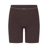 NikeSKIMS RIBBED SEAMLESS 5" BIKER SHORT | PHOENIX