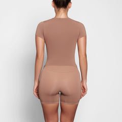 SOFT SMOOTHING T-SHIRT | SIENNA