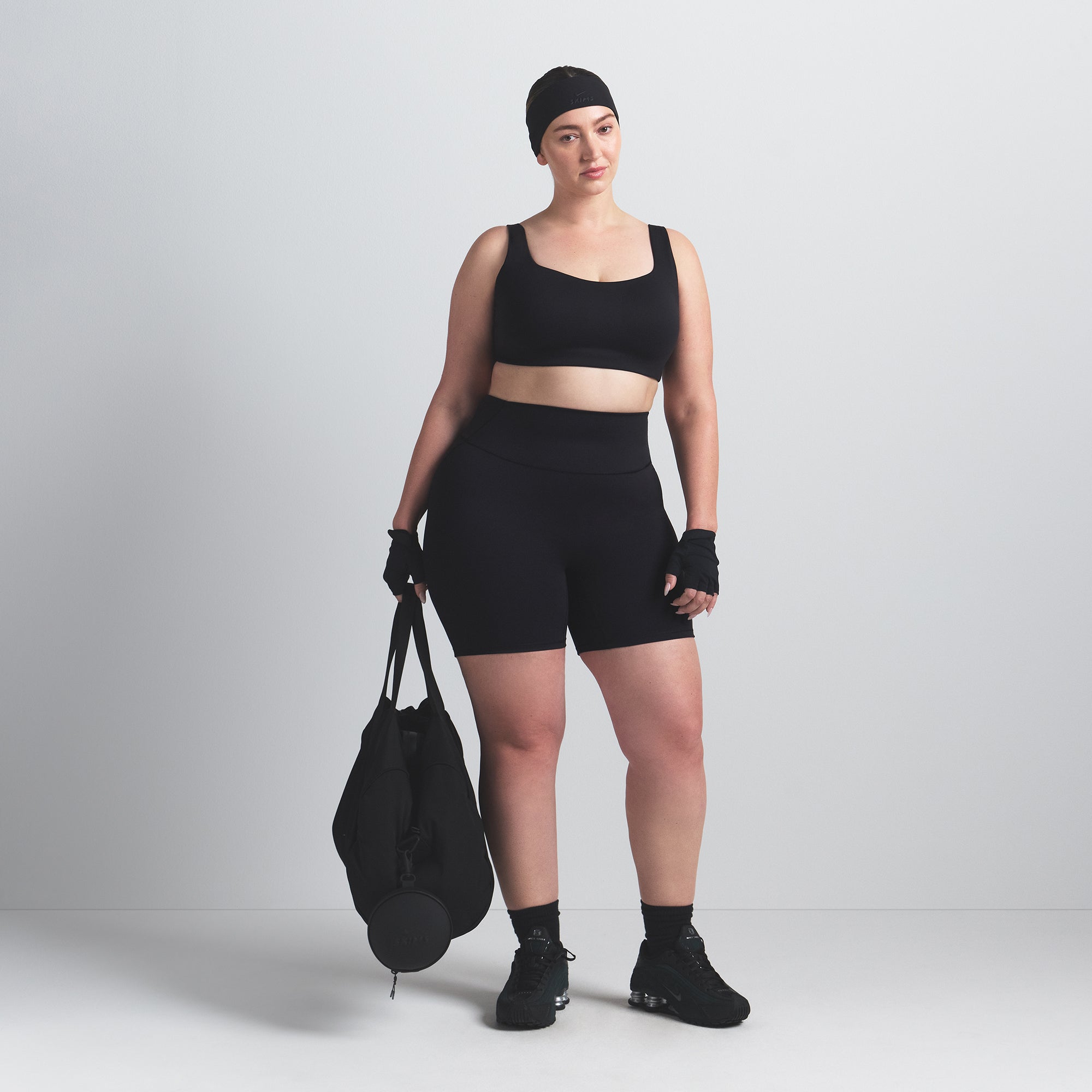 NikeSKIMS MATTE 5" BIKER SHORT | OBSIDIAN