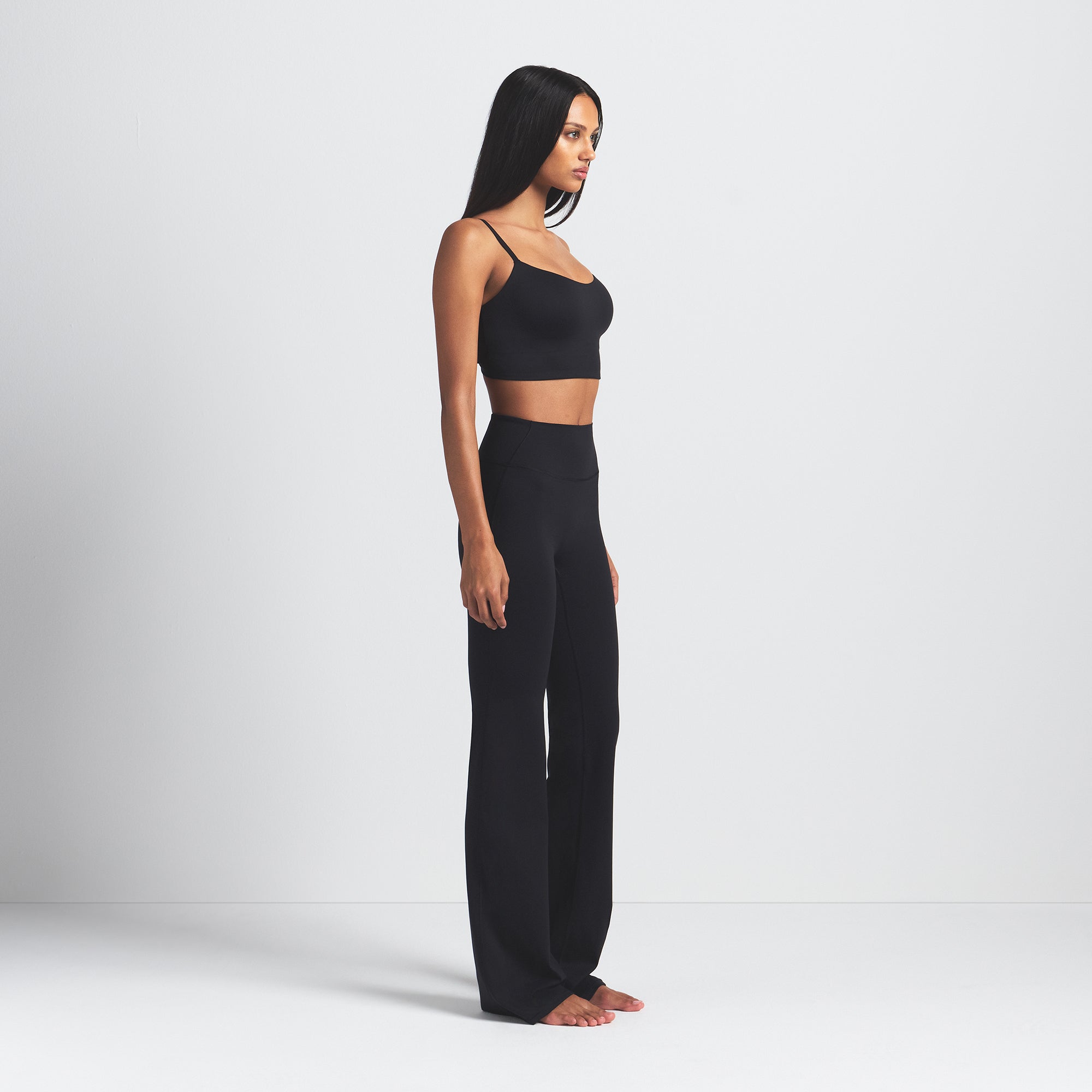 NikeSKIMS MATTE SLIM FLARE LEGGING | OBSIDIAN