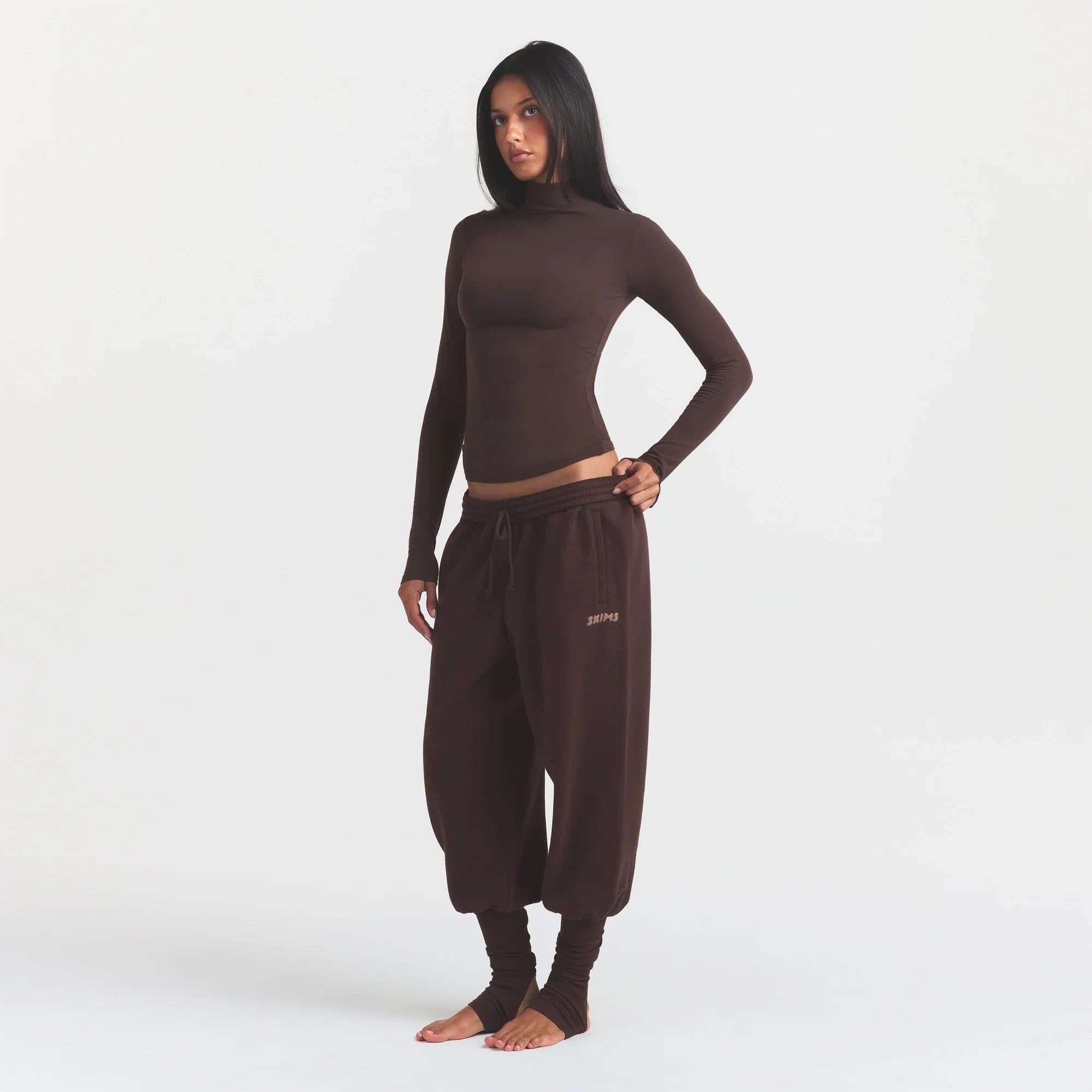 COTTON FLEECE LEG WARMER SWEATPANT WITH EMBOSSED LOGO | ESPRESSO
