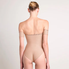 LUDOVIC DE SAINT SERNIN X SKIMS SKIMS BODY STRAPLESS BODYSUIT | CLAY