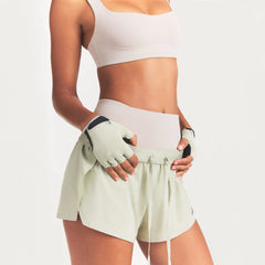 NikeSKIMS ACCESSORIES TRAINING GLOVES | TALC