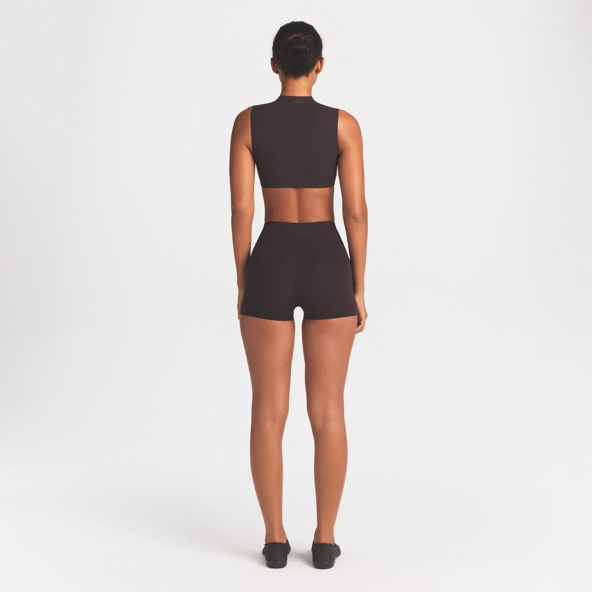 NikeSKIMS STUDIO STRETCH 3" SHORT | DARK ROAST