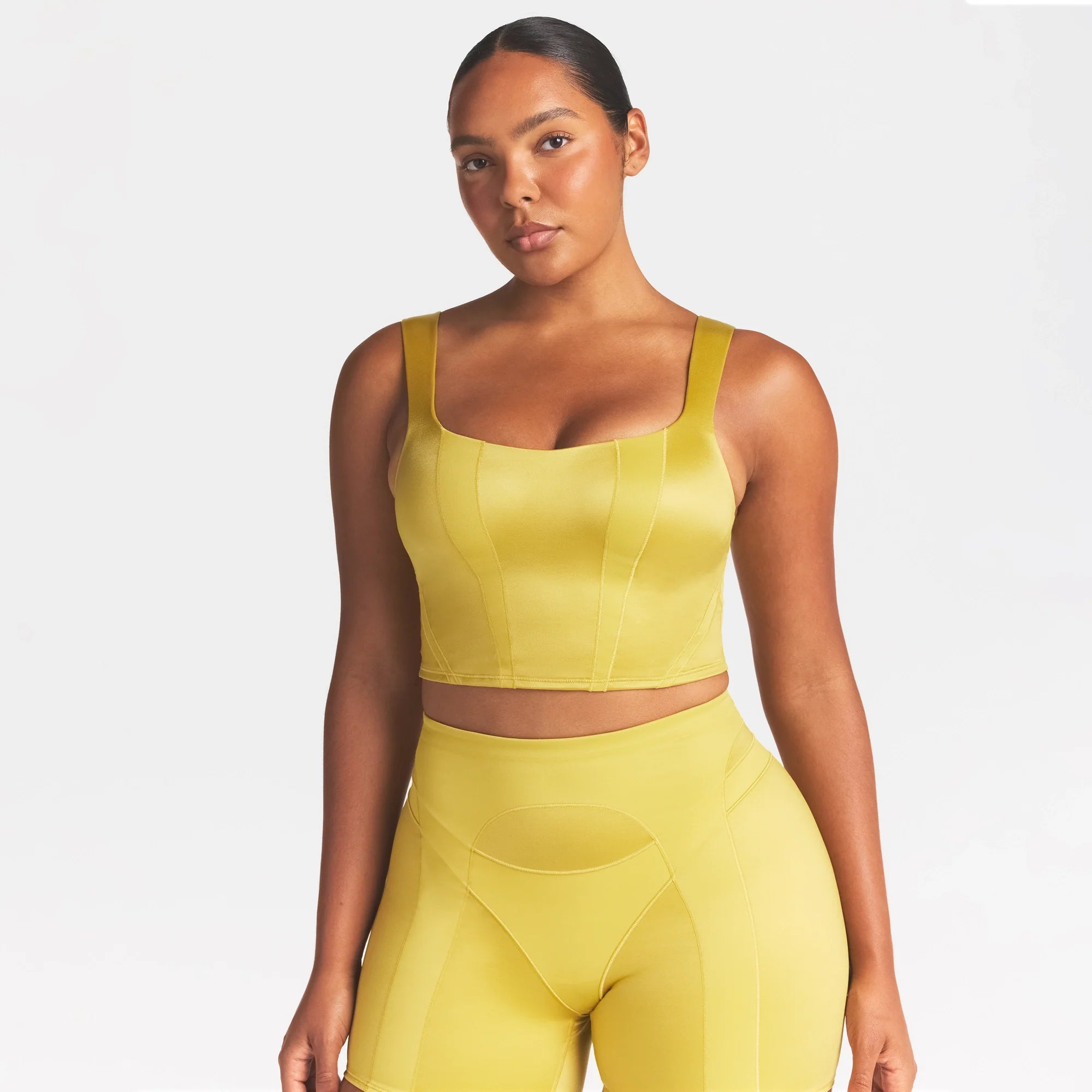 NikeSKIMS SATIN SHINE PANELED SCOOP TANK | CITRINE