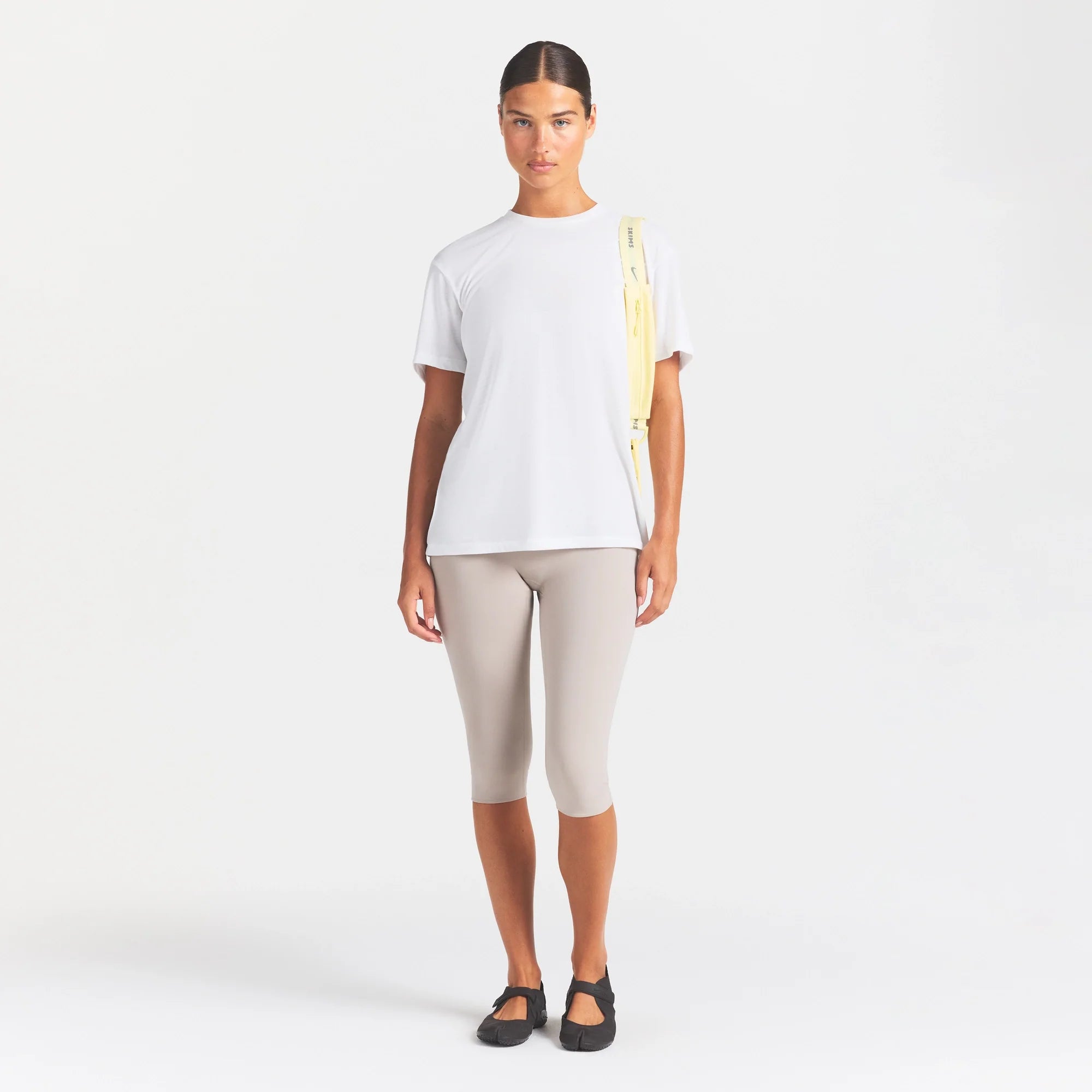 NikeSKIMS PERFORMANCE COTTON BLEND OVERSIZED SHORT SLEEVE TOP | SNOW