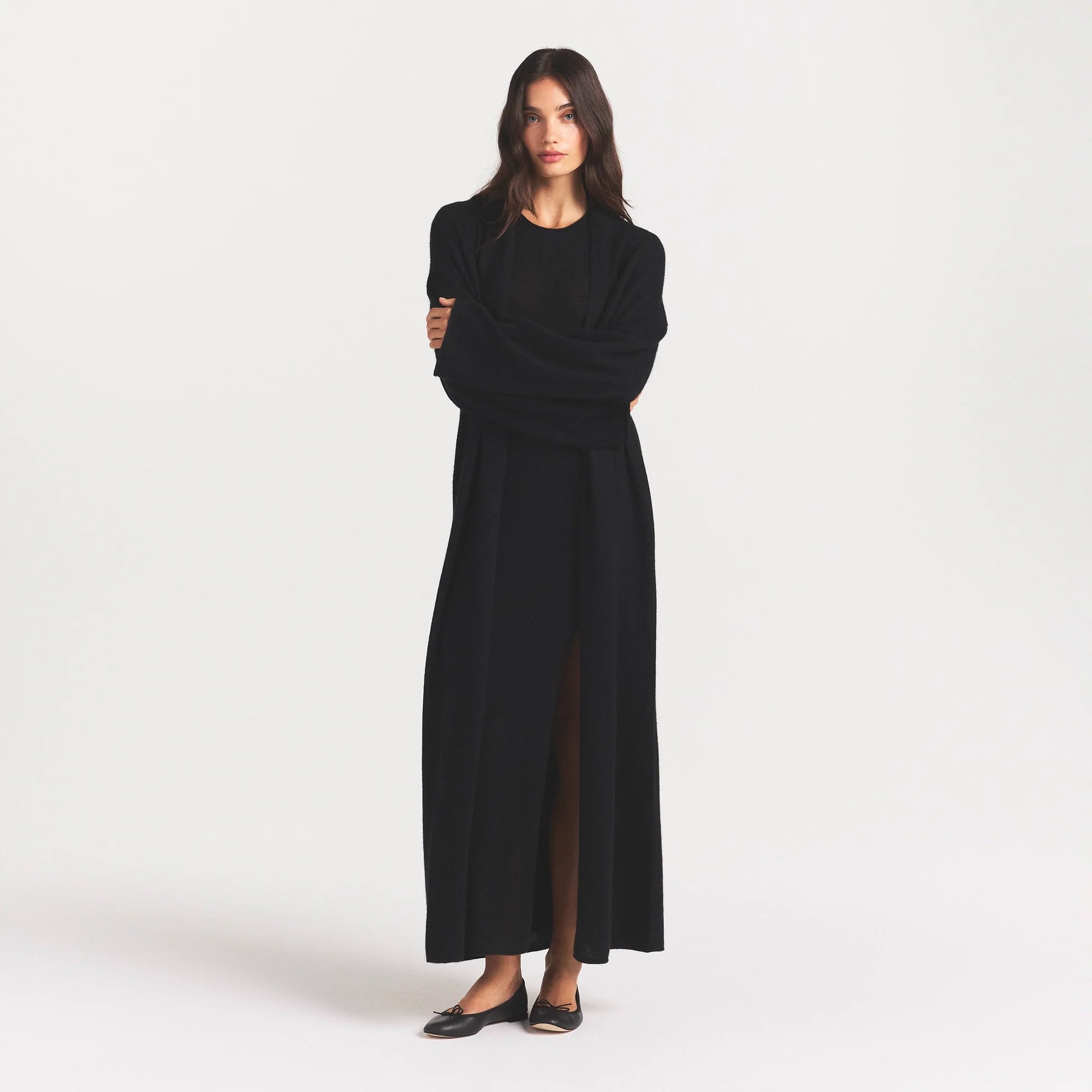 AIRY CASHMERE LONG ROBE | ONYX