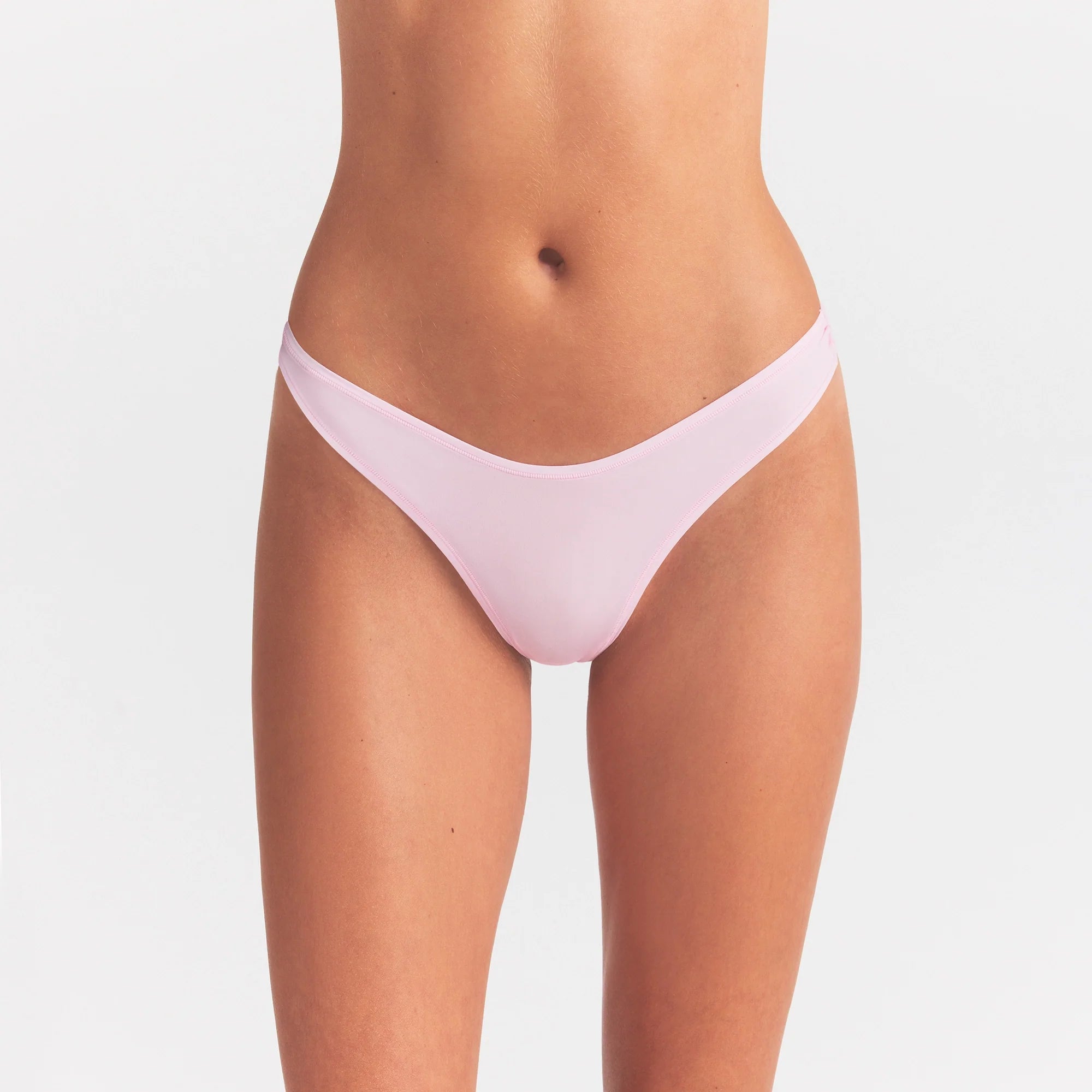 FITS EVERYBODY DIPPED FRONT THONG | CHERRY BLOSSOM