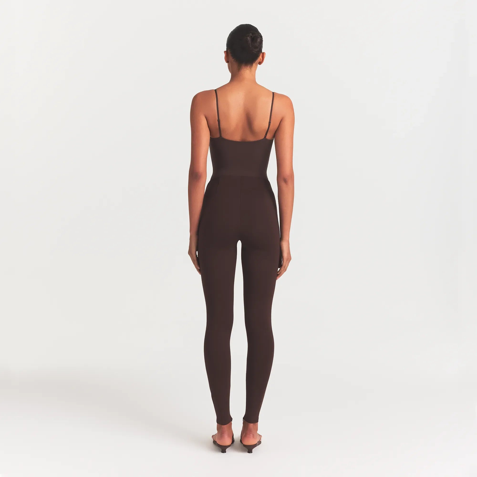 THE ESSENTIAL PANTS HIGH-WAISTED LEGGING | ESPRESSO