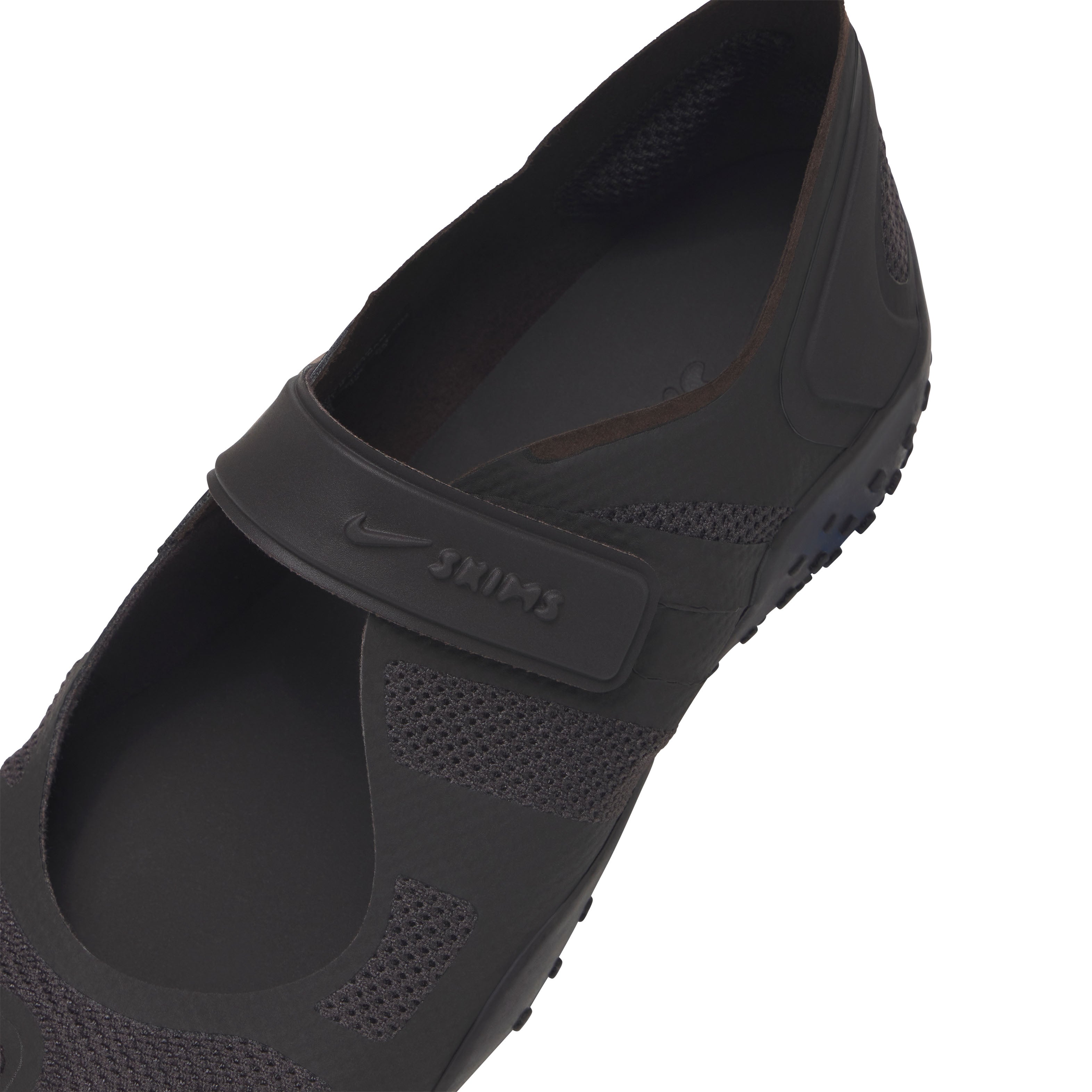 NikeSKIMS FOOTWEAR RIFT MESH | TAR