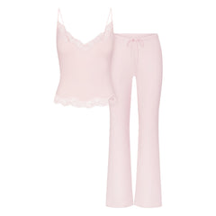SKIMS SLEEP LACE CAMI AND PANT SLEEP SET | BARELY PINK