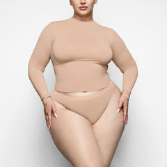 SOFT SMOOTHING SEAMLESS BRIEF | CLAY