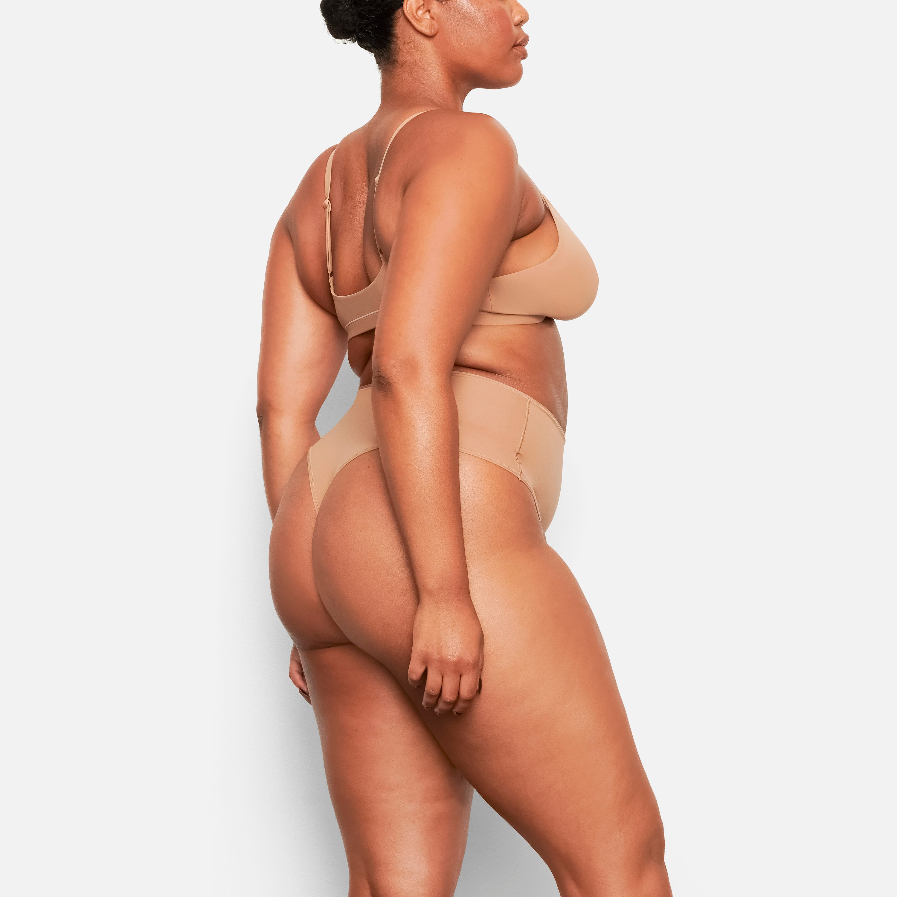 FITS EVERYBODY HIGH-WAISTED THONG | SIENNA