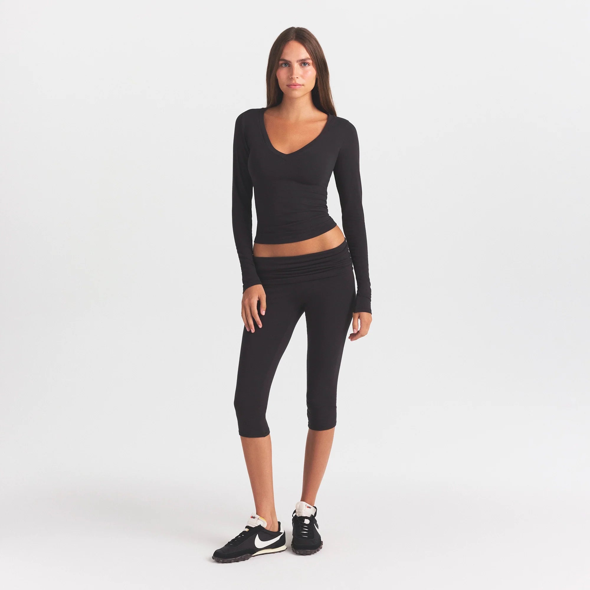 COTTON JERSEY V NECK LONG SLEEVE TOP  | SOOT