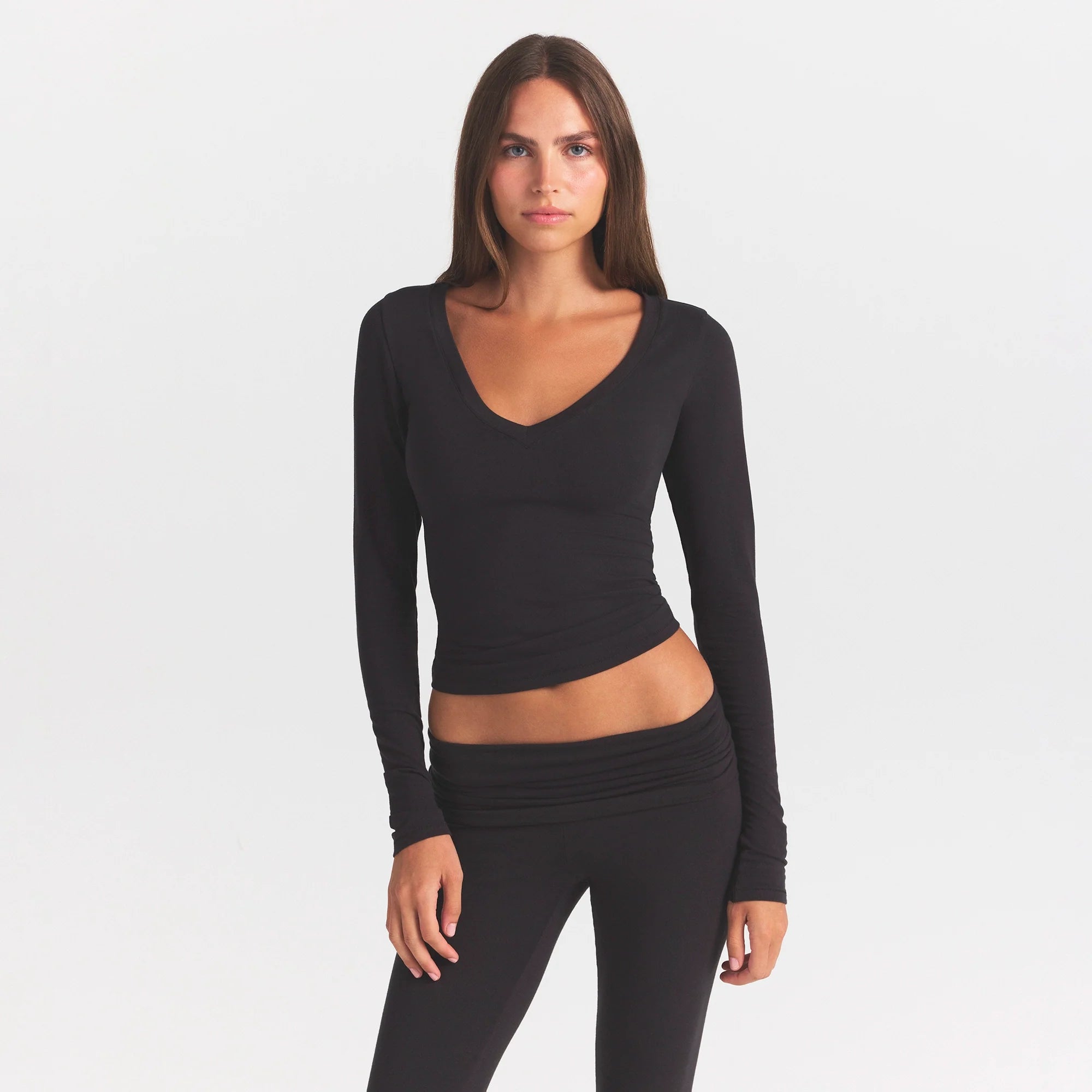 COTTON JERSEY V NECK LONG SLEEVE TOP  | SOOT