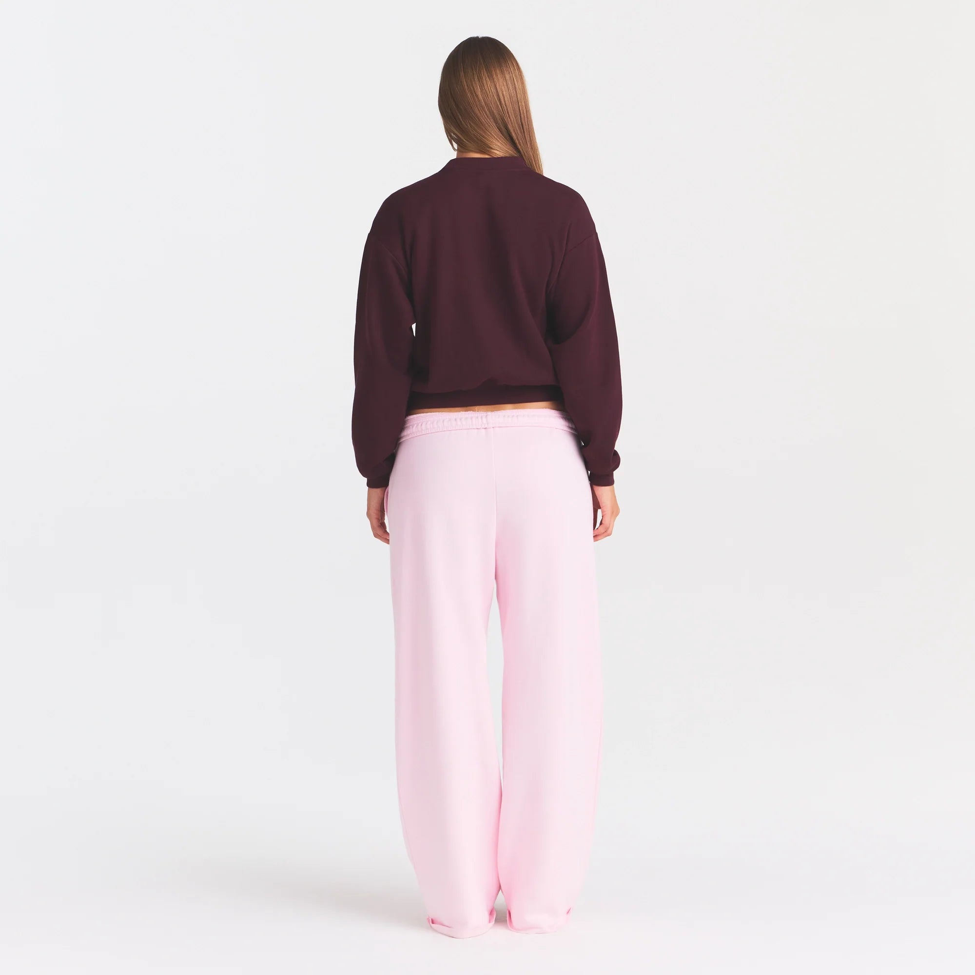 COTTON FLEECE CREWNECK | CURRANT ARCHED SKIMS PLAID