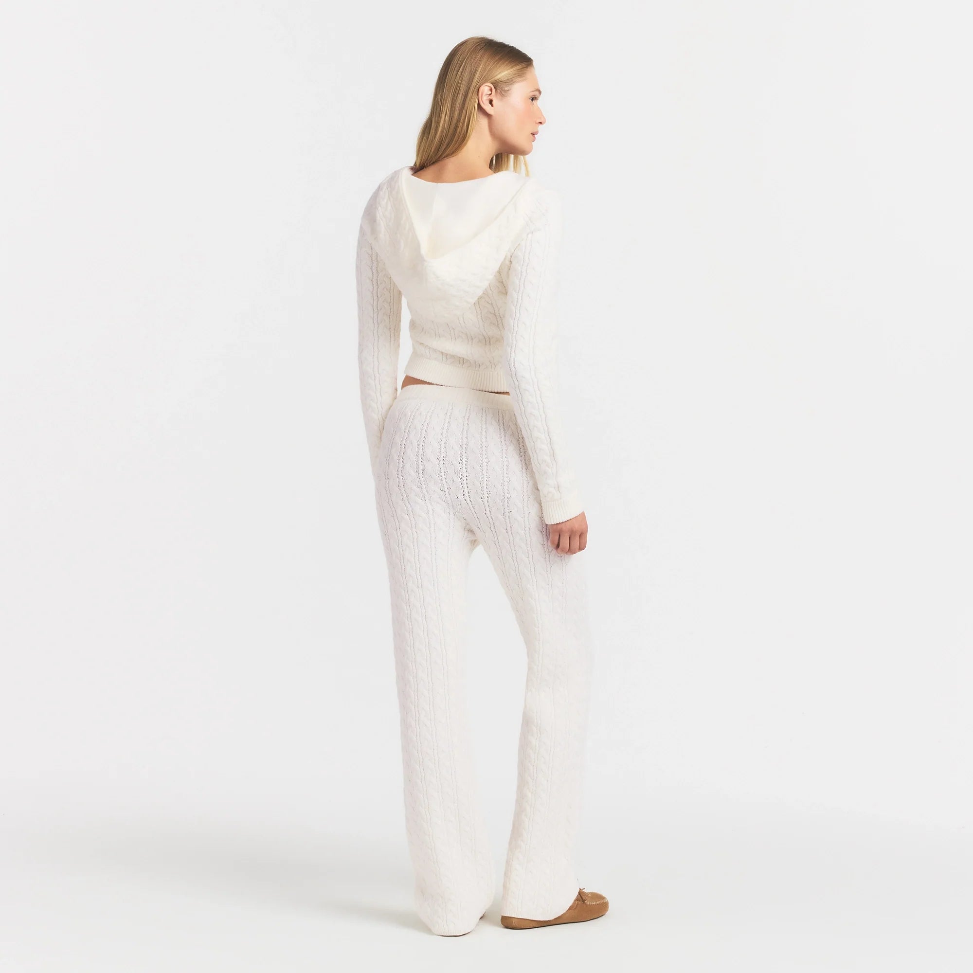 SWEATER KNIT CABLE ZIP UP HOODIE | IVORY