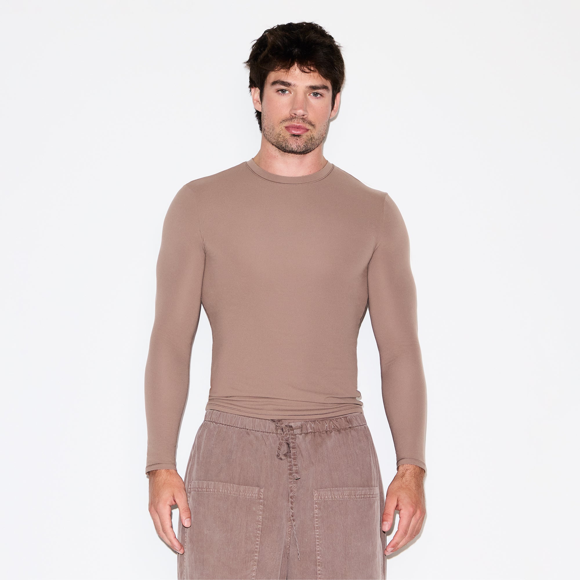 FITS EVERYBODY MENS SLIM LONG SLEEVE T-SHIRT | UMBER