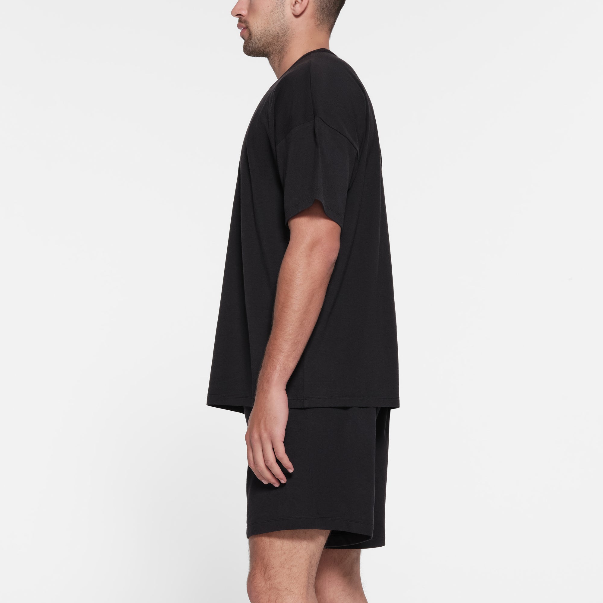 JERSEY LOUNGE MENS OVERSIZED T-SHIRT | OBSIDIAN
